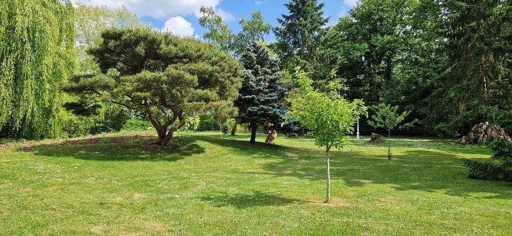 Aire camping-car  Dampierre-sur-Avre (28350) - Photo 2